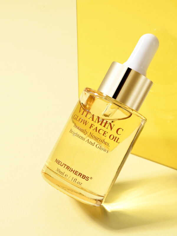 Vitamin C Glow Face Oil-24 Neutriherbs Vit C Glow face oil- 30ML