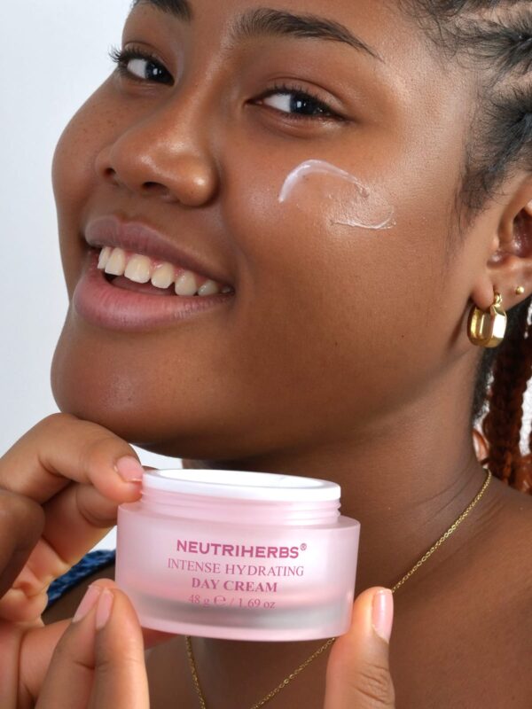Neutriherbs HYDRATING DAY CREAM-48G